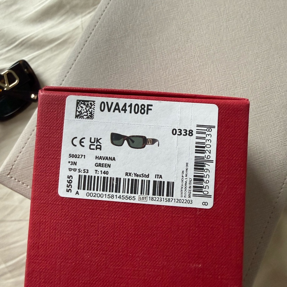 Valentino Brown Tortoise Sunglasses - Picture 3 of 4